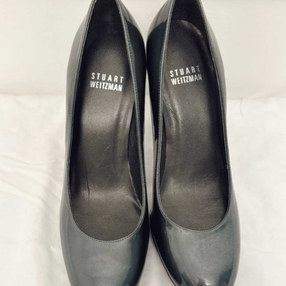 Stuart Weitzman Green and Gray Heels with Rounded Toe